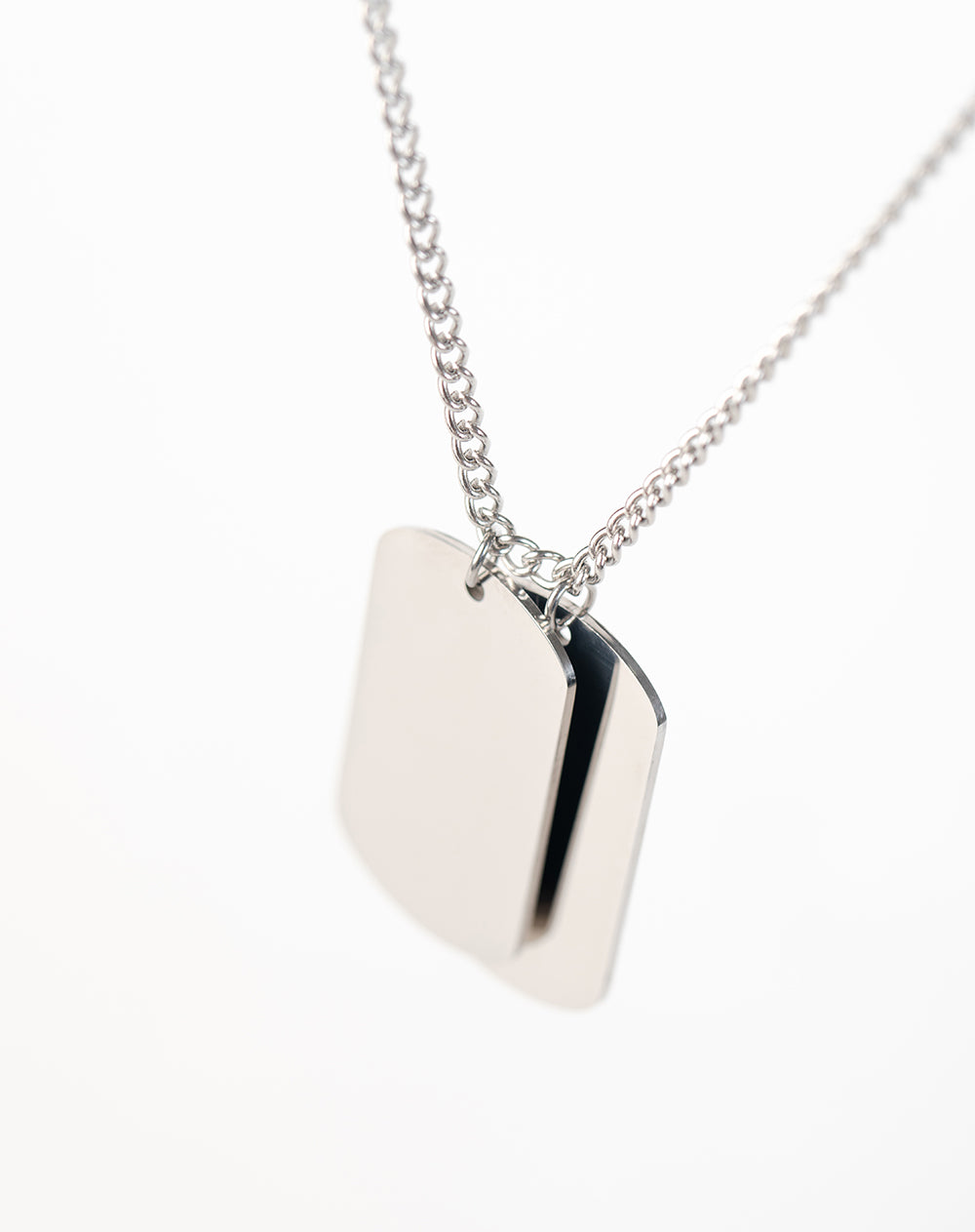 Collar plateado
