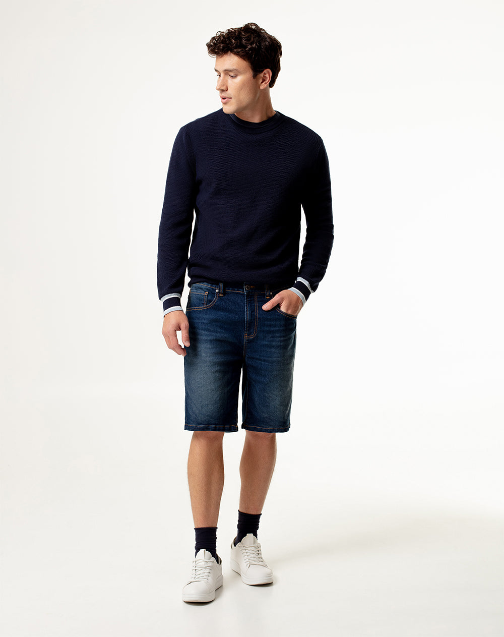 Bermuda regular fit índigo oscuro