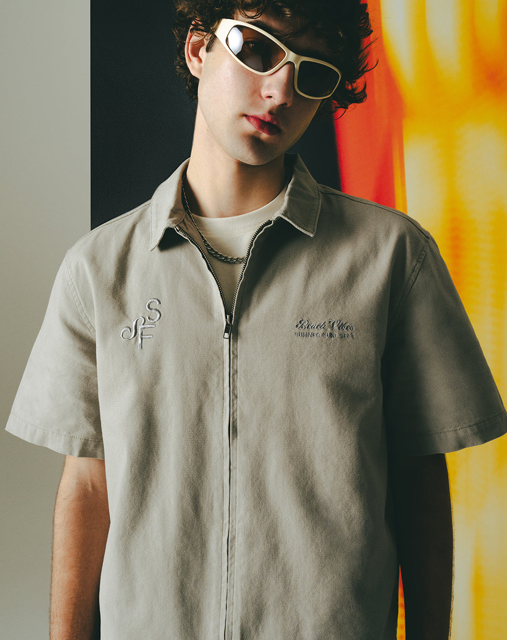 Camisa regular fit tiro alto cafe