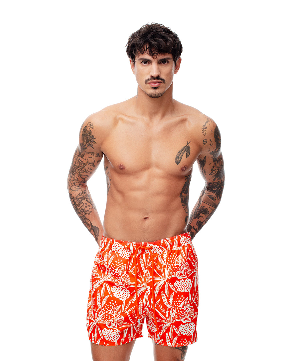 Bermuda naranja estampada