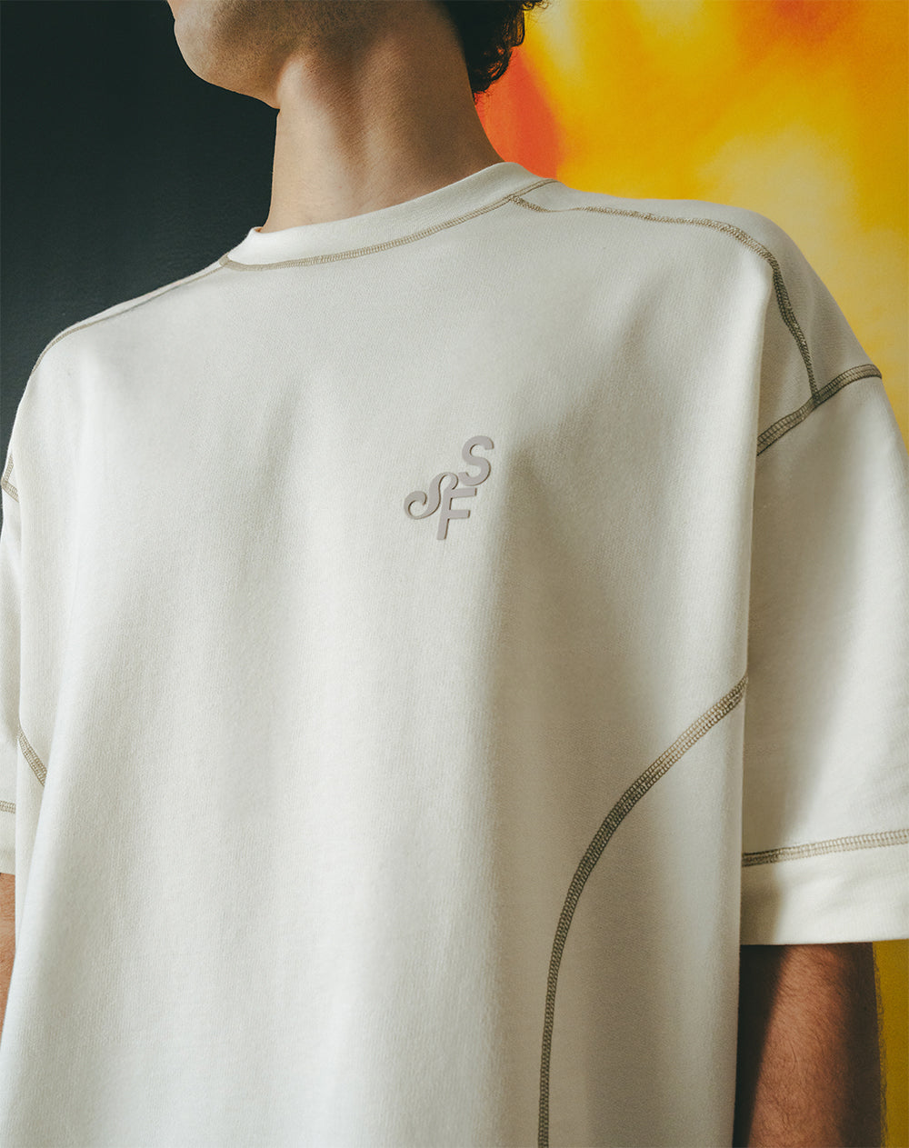 Camiseta regular fit manga corta vainilla