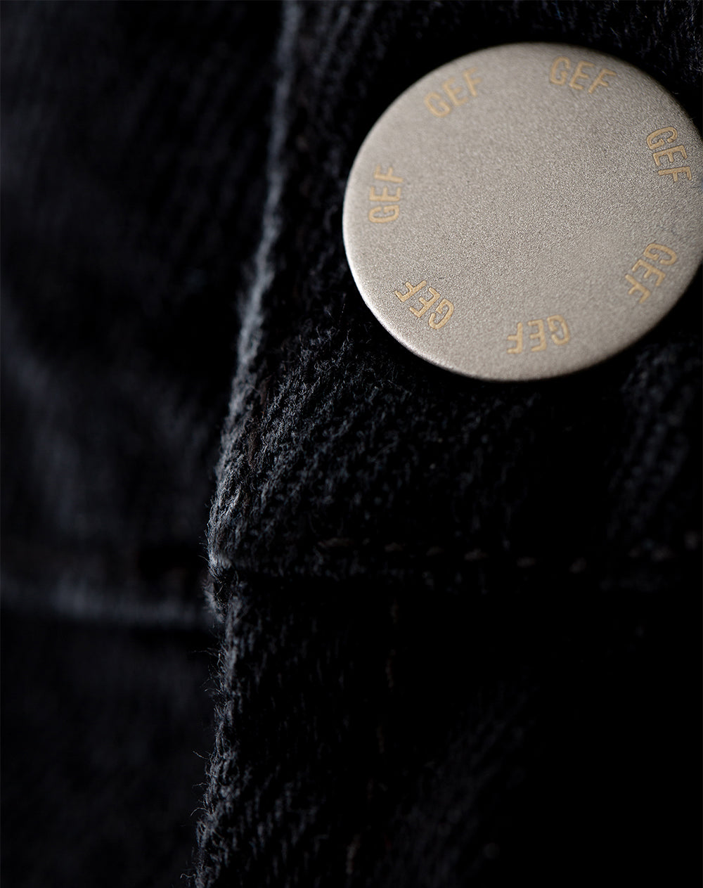 Jean oversized fit tiro medio denim negro