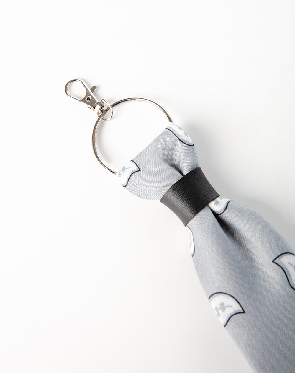Charms pañoleta gris