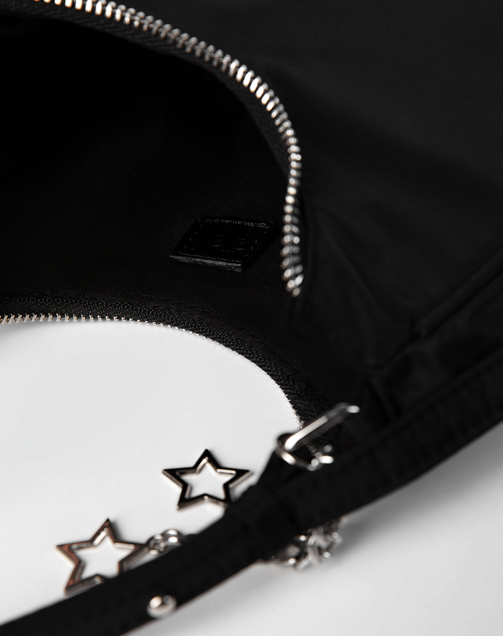 Bolso tipo baguette negro niña