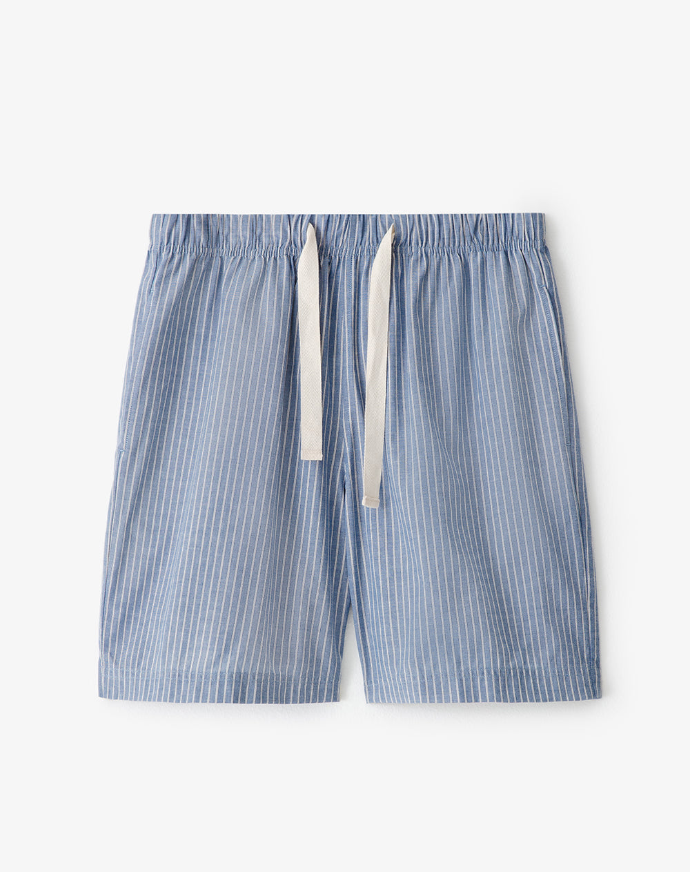 Bermuda regular fit azul con rayas