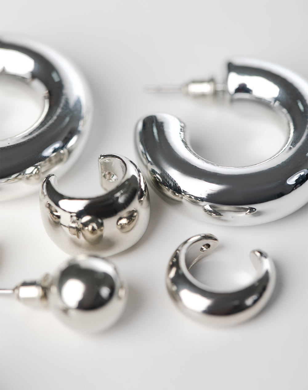 Aretes plateados