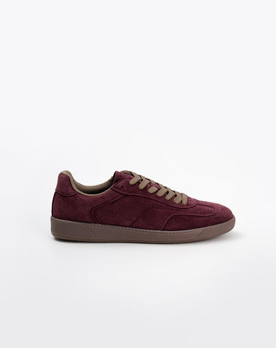 Tenis casuales tipo gamuza vinotinto hombre