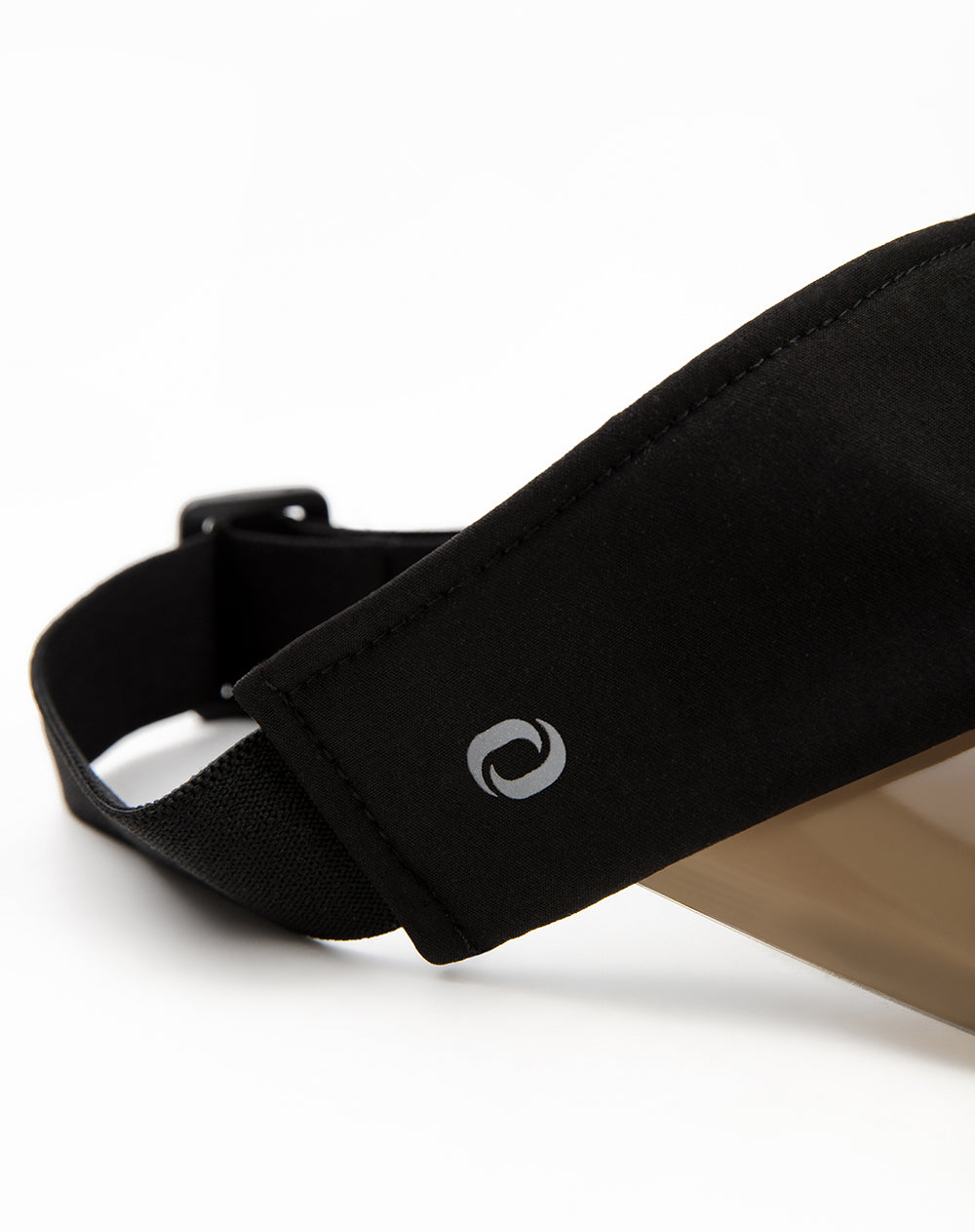 Visera deportiva negra