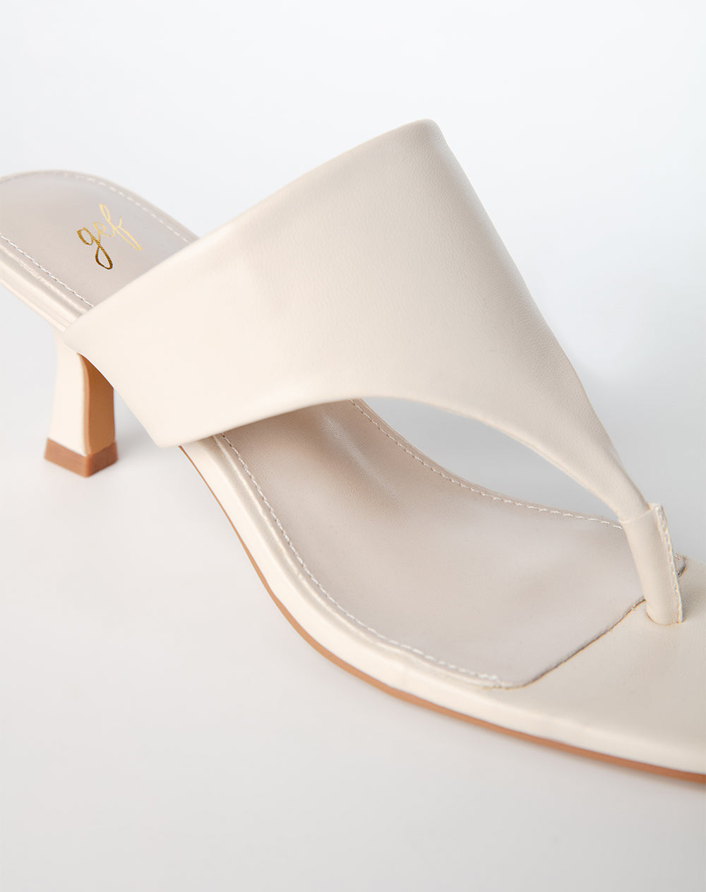Sandalias de tacón mule crudo mujer