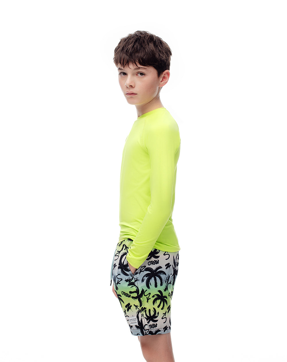 Pantaloneta de baño azul estampada niño