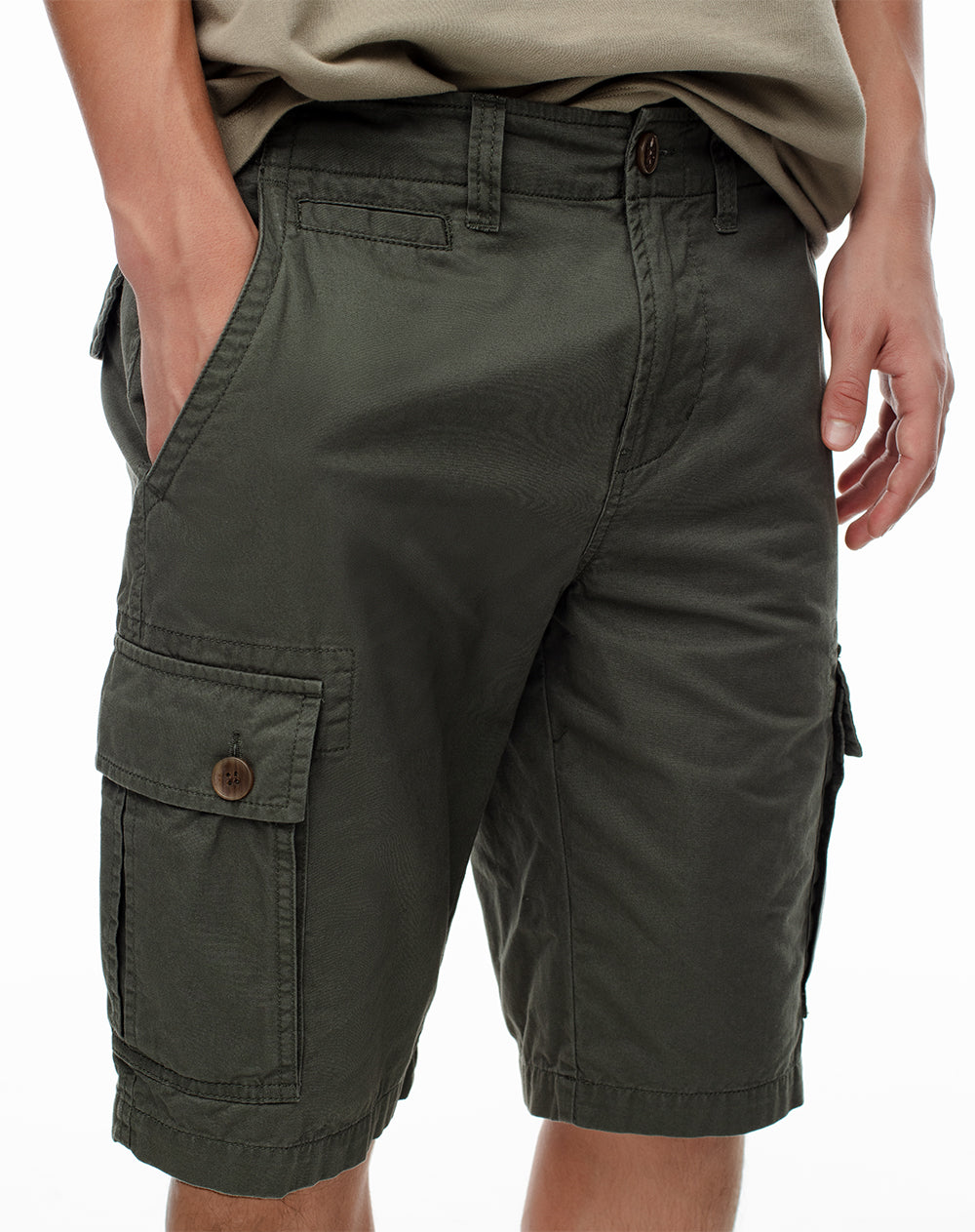 Bermuda Cargo regular fit en drill verde