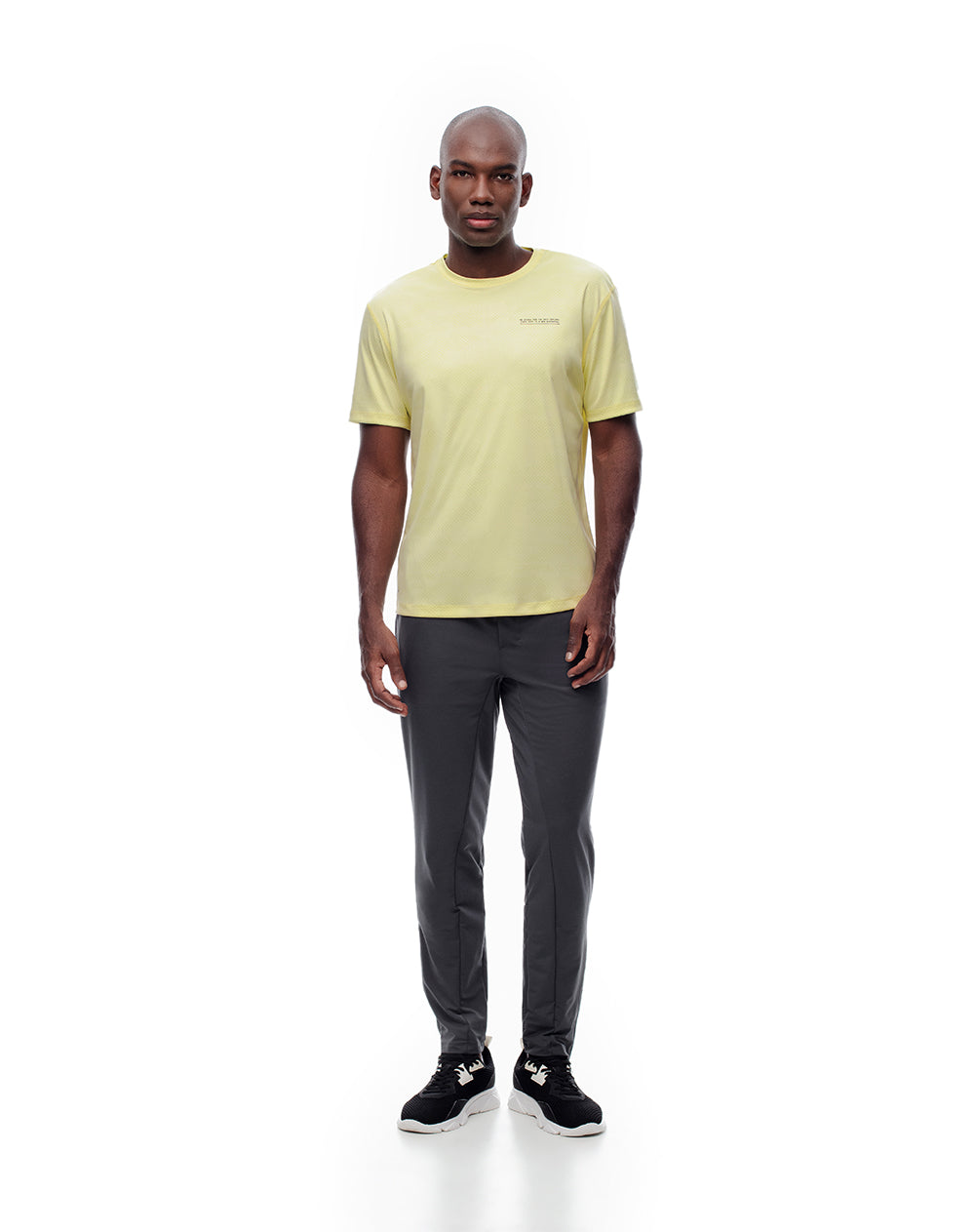 Camiseta slim fit manga corta amarillo estampado