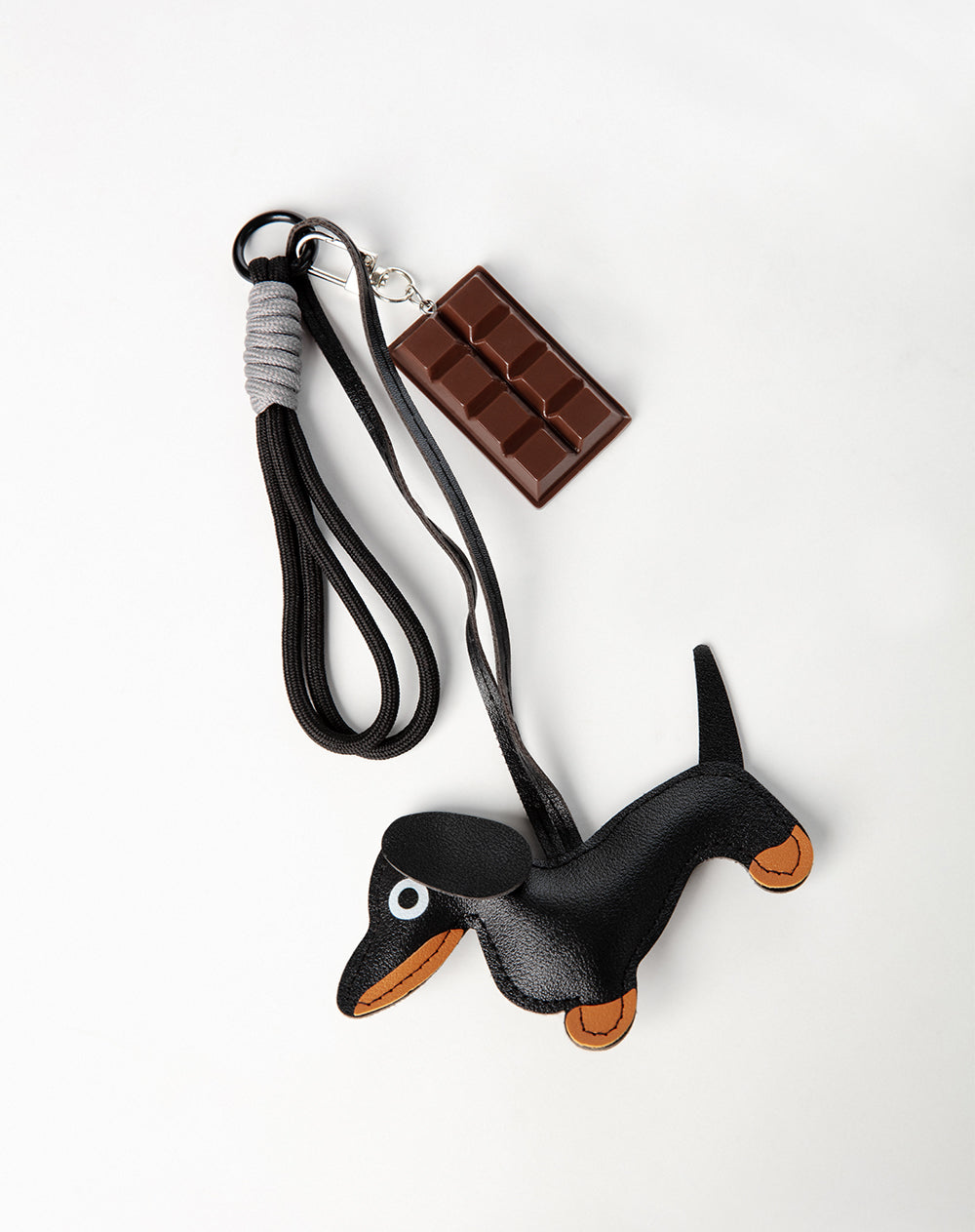 Charms de perrito negro