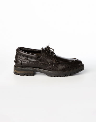 Zapatos tipo mocasín cuero café hombre