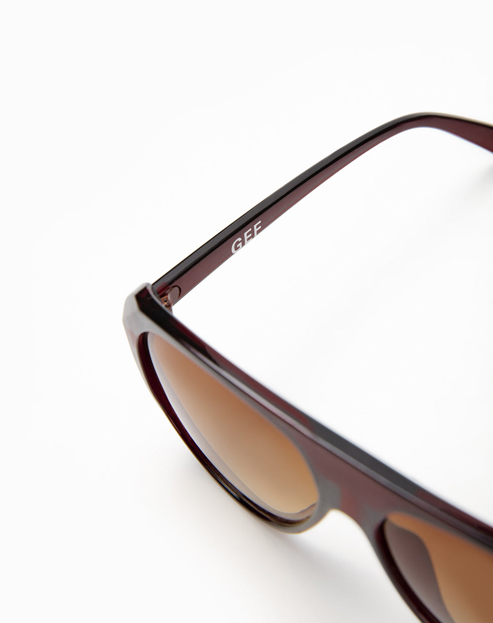 Gafas de sol lentes degradados café