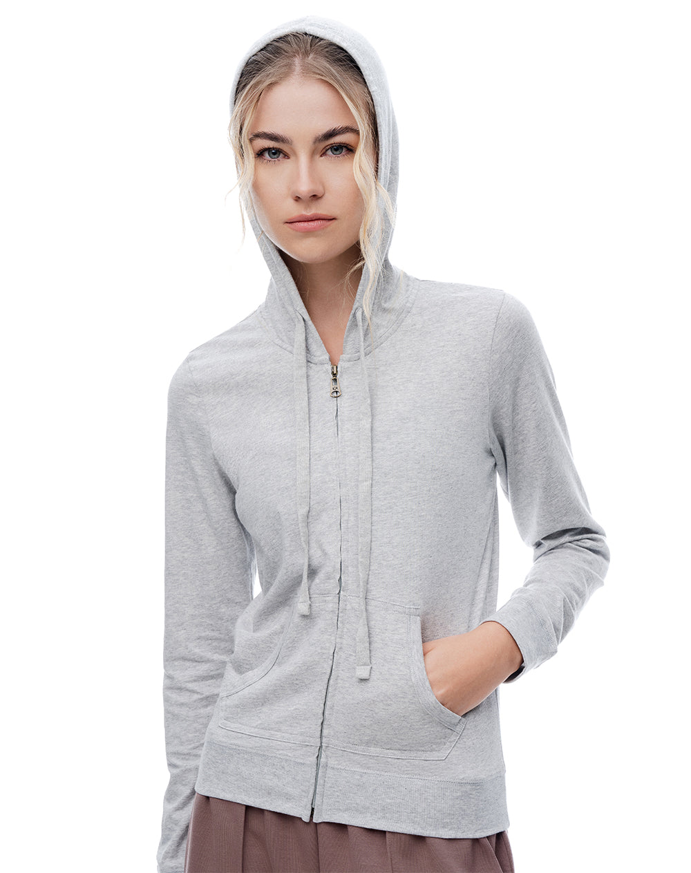 Buzo slim gris mujer