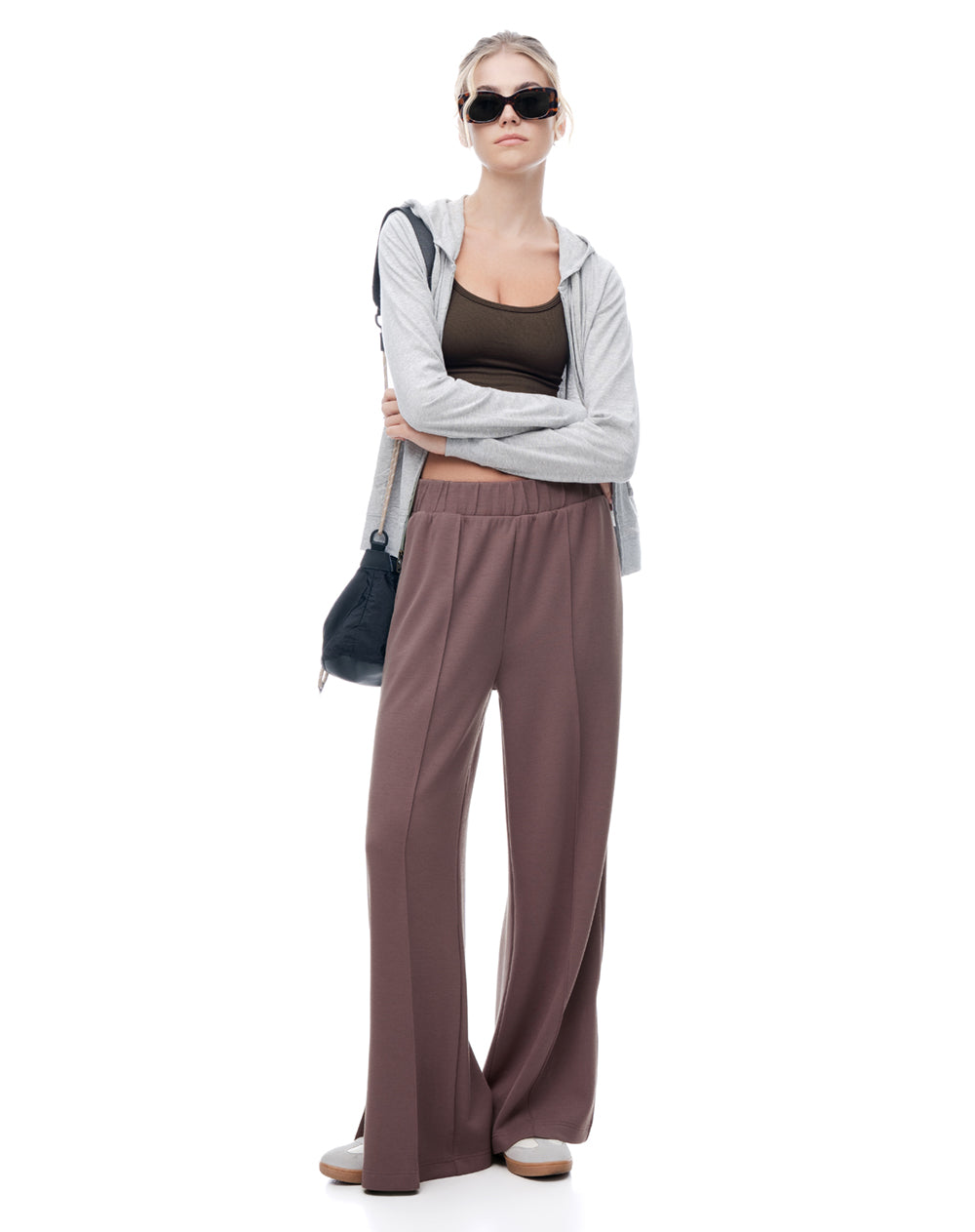 Buzo slim gris mujer