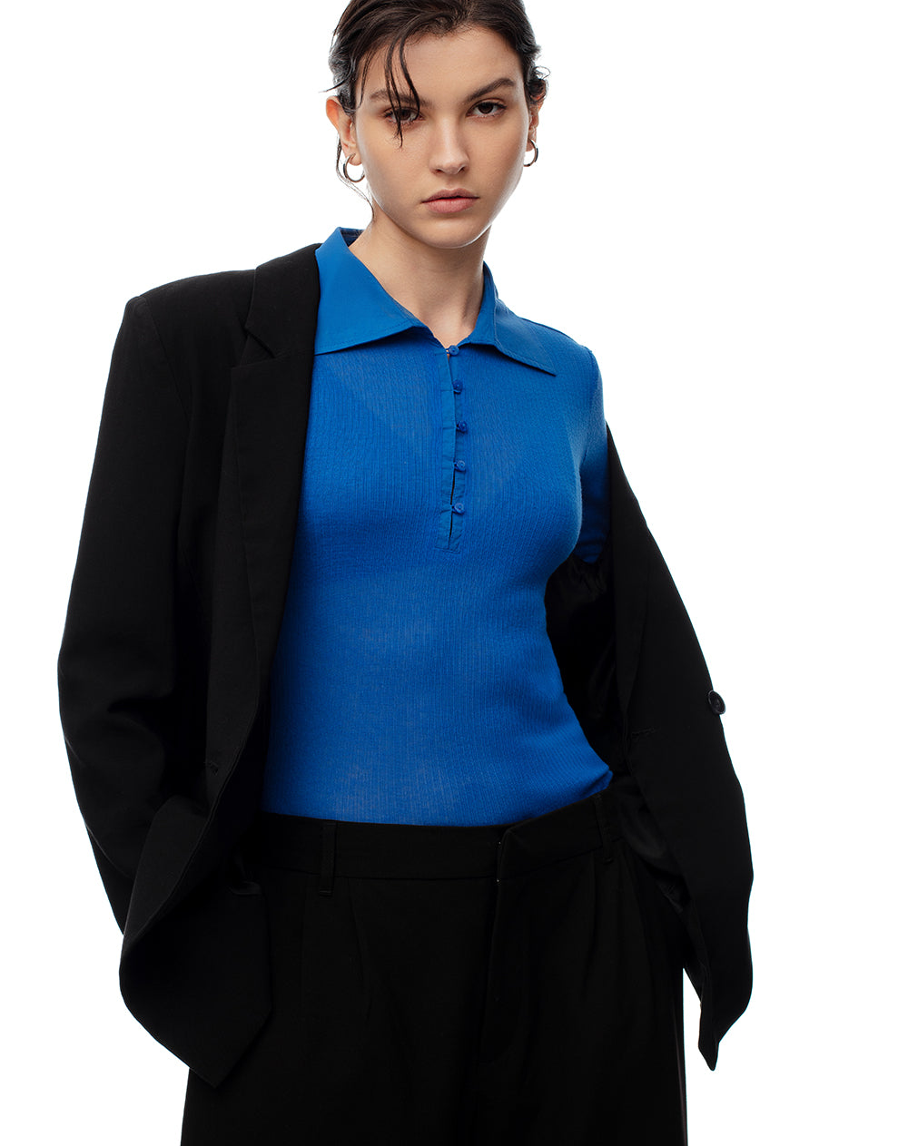 Polo slim tejido de punto azul mujer