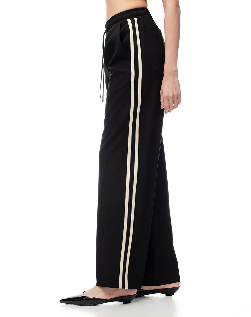 Pantalón relaxed fit tiro medio negro