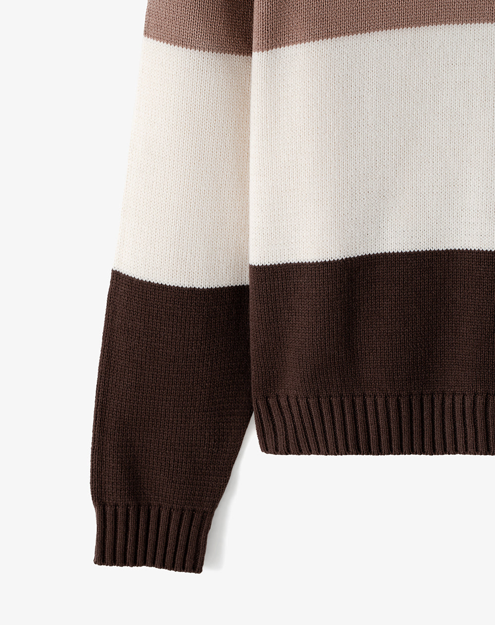 Buzo regular fit cafe bloques