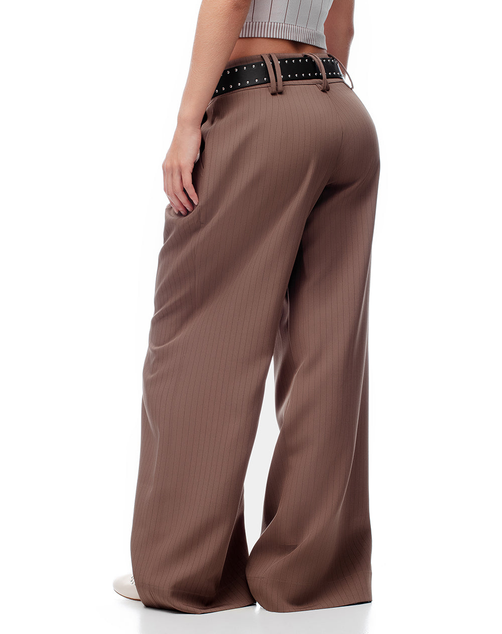 Pantalón wide leg tipo sastre café mujer