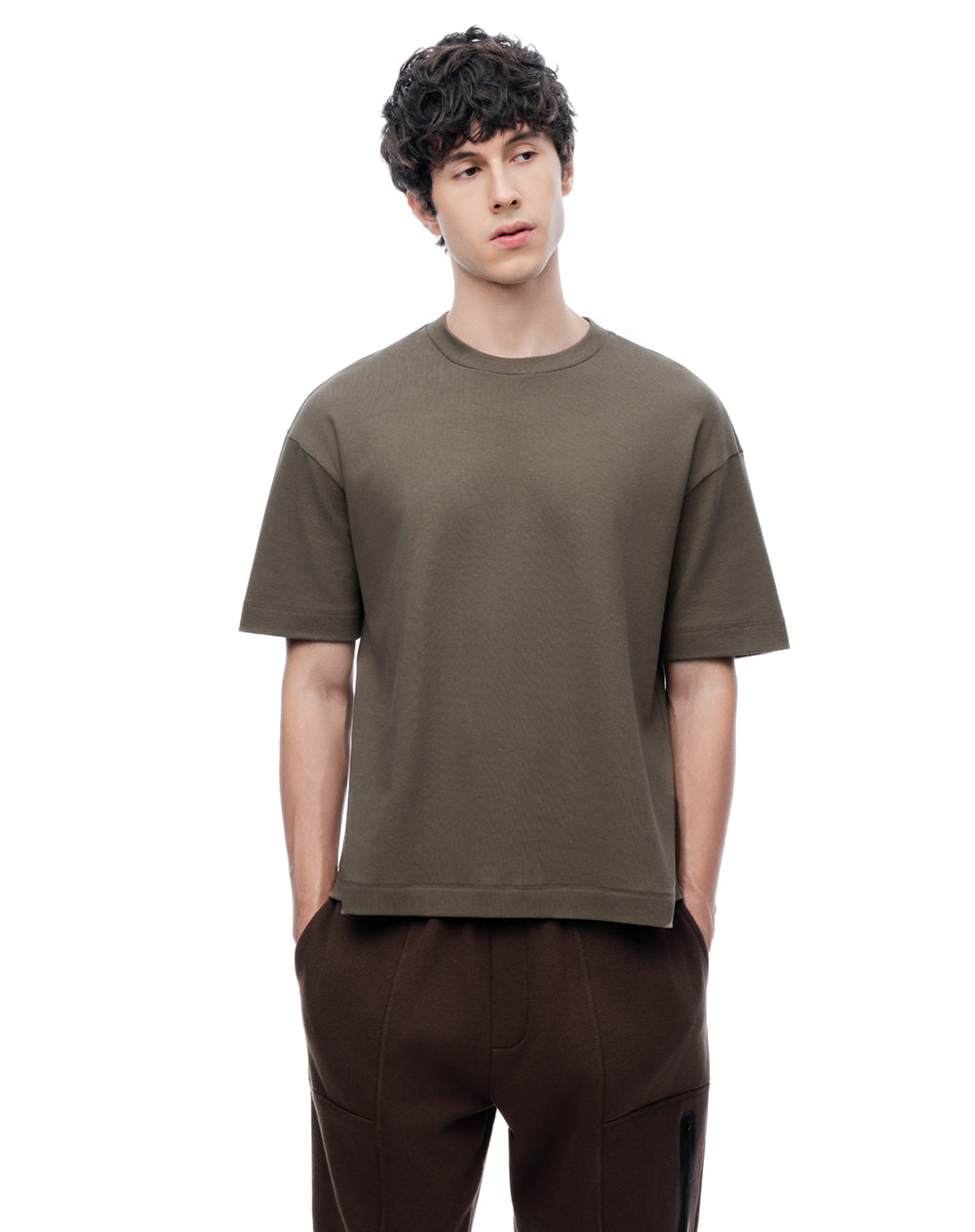 Camiseta manga corta regular café hombre