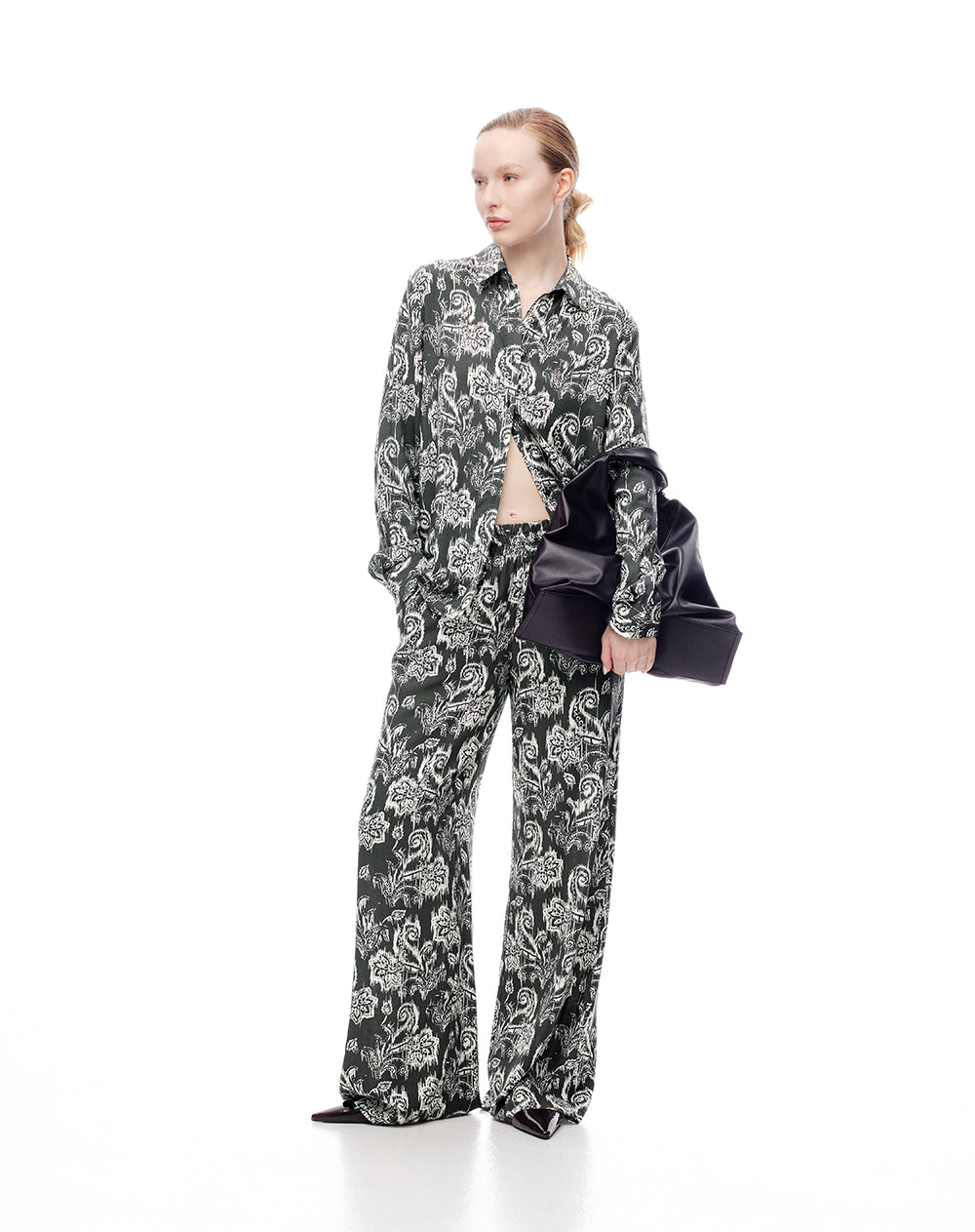 Camisa manga larga holgada estampada mujer