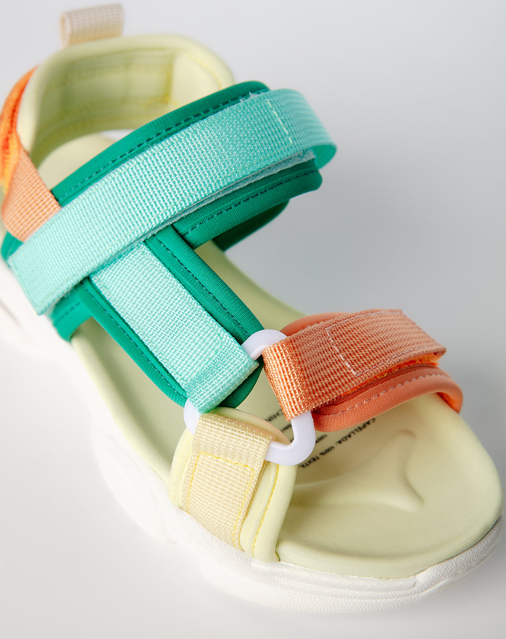 Sandalias multicolor