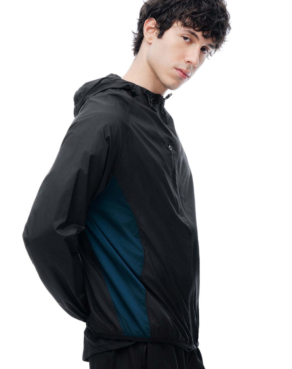 Chaqueta regular liviana negro hombre