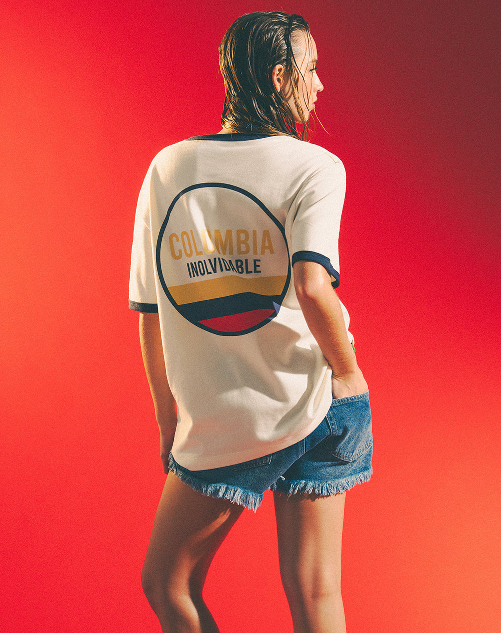 Camiseta regular fit manga corta vainilla