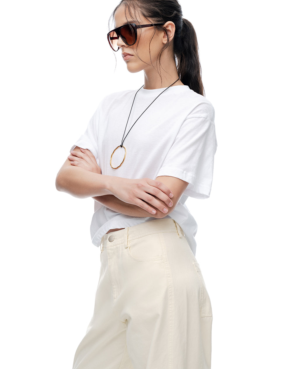 Pantalón loose tiro medio en drill habano mujer