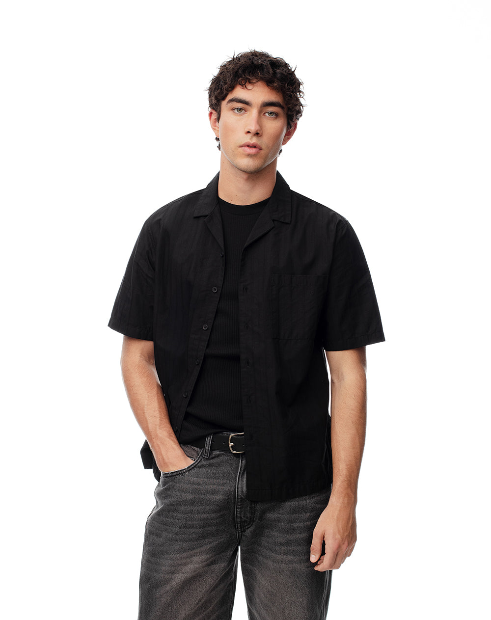Camisa manga corta regular algodón negra hombre