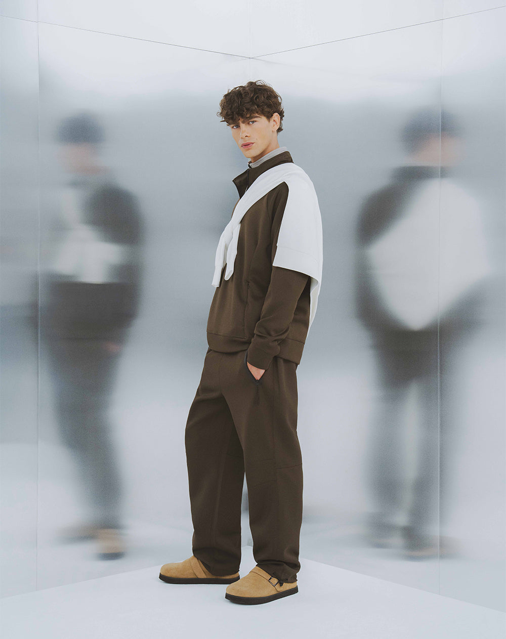 Pantalón relax secado rápido chocolate hombre