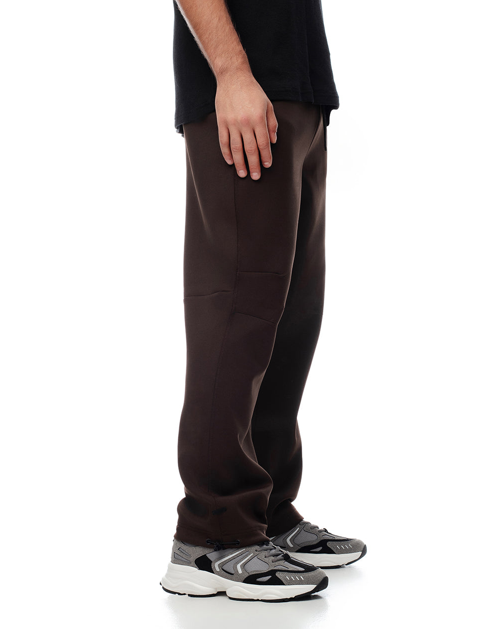 Pantalón relax secado rápido chocolate hombre