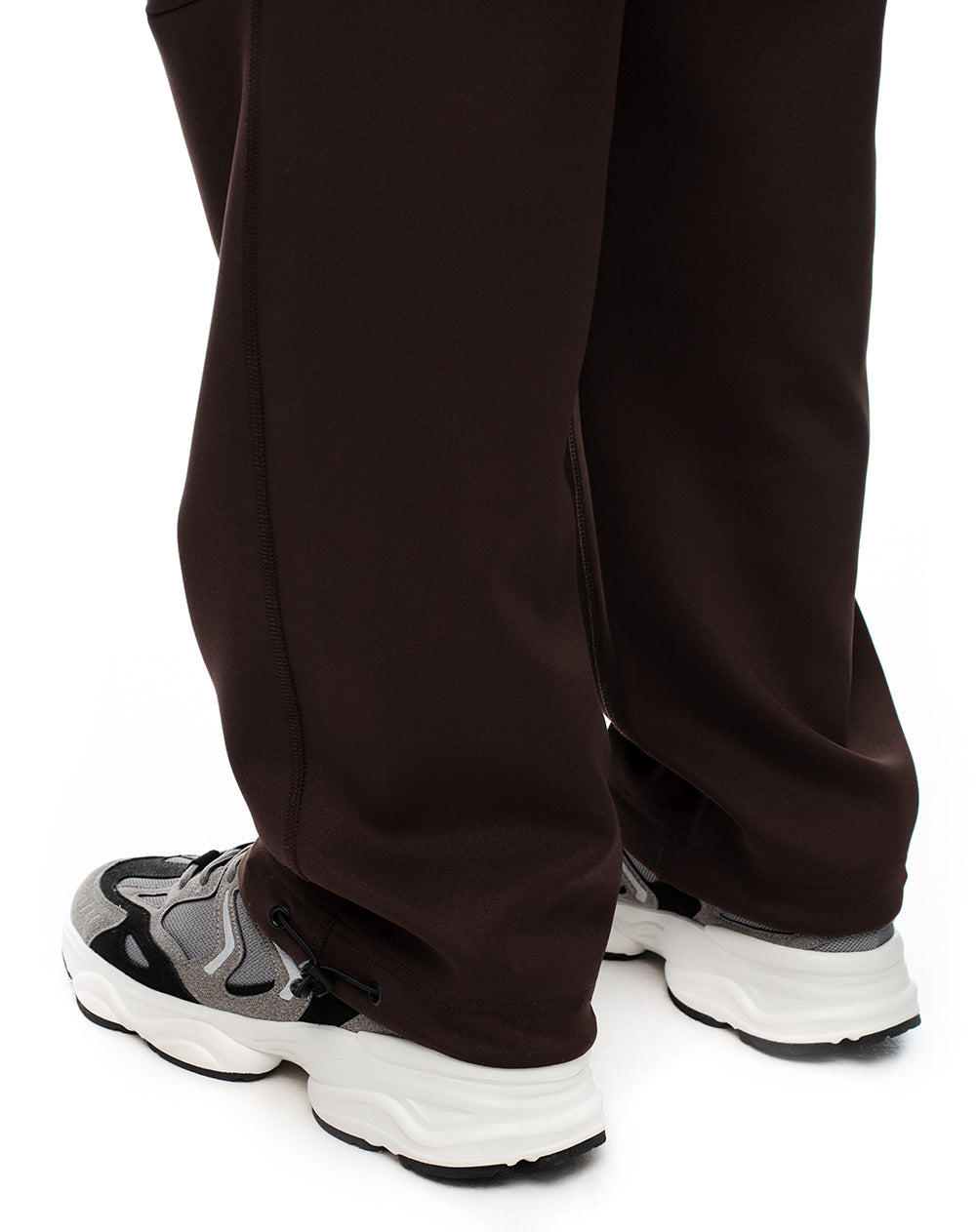 Pantalón relax secado rápido chocolate hombre
