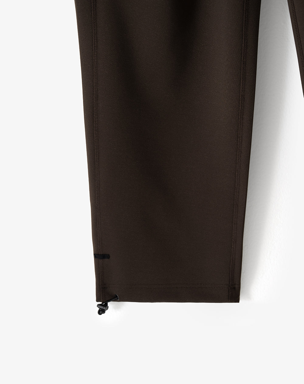 Pantalón relax secado rápido chocolate hombre
