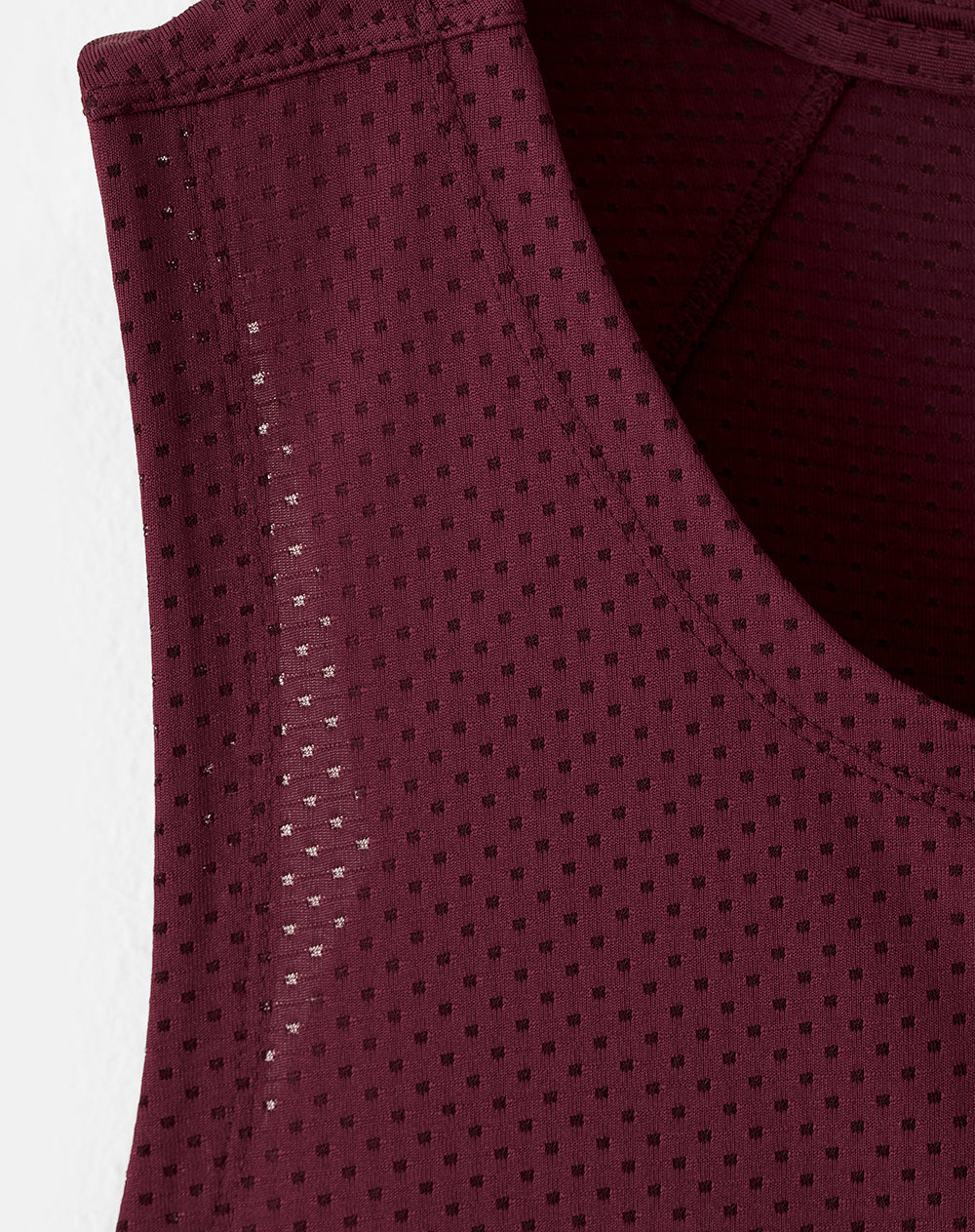 Camisilla deportiva antibacterial vinotinto hombre