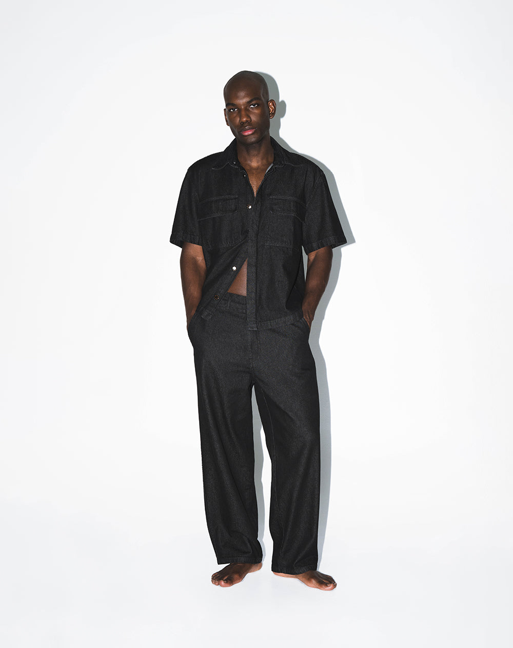 Camisa manga corta loose denim negro hombre