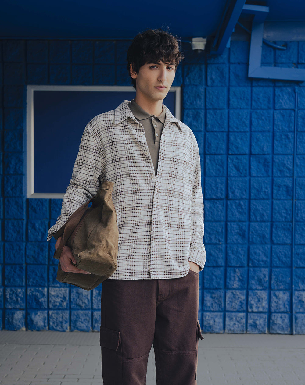 Camisa manga larga oversize cuadros hombre