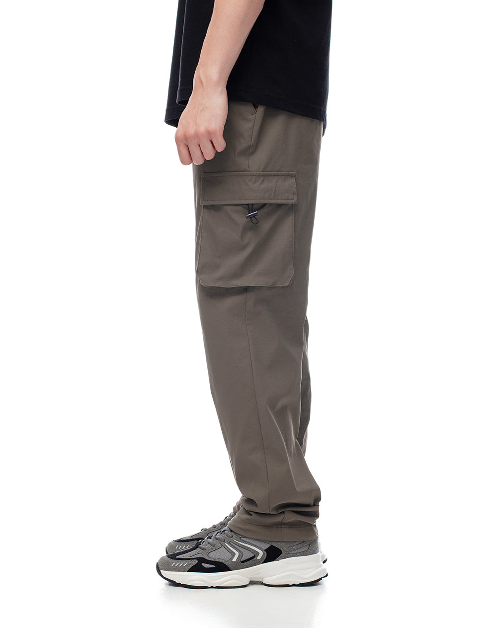 Pantalón cargo regular liviano café hombre