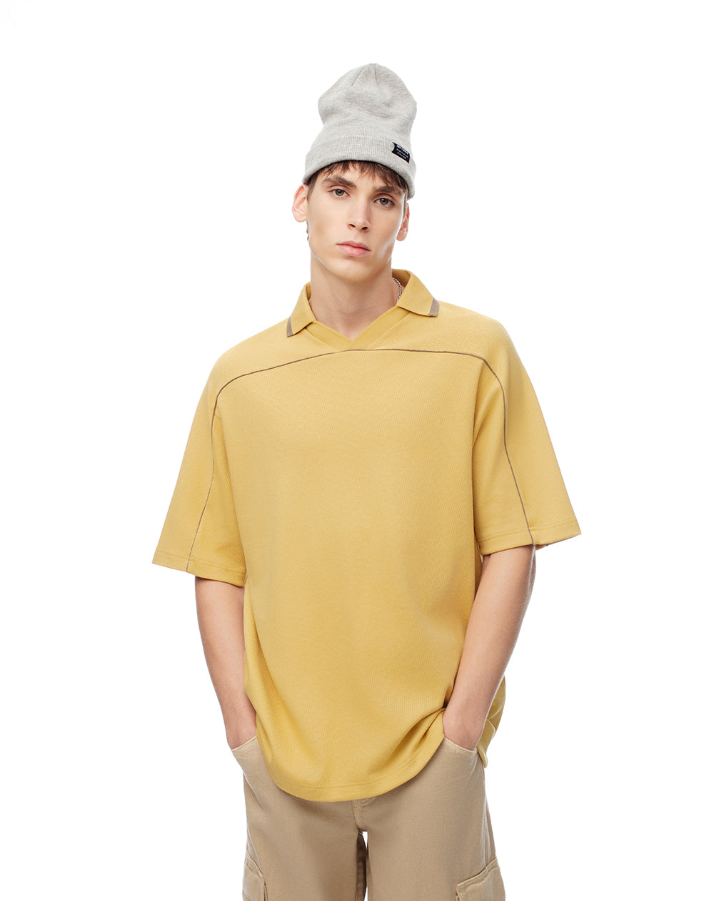 Camiseta oversized fit manga corta amarilla