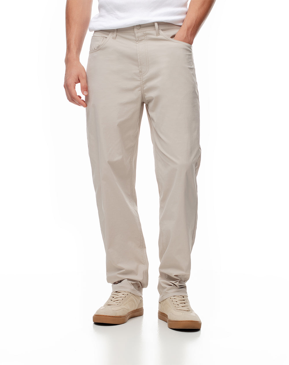 Pantalón regular fit tiro medio habano