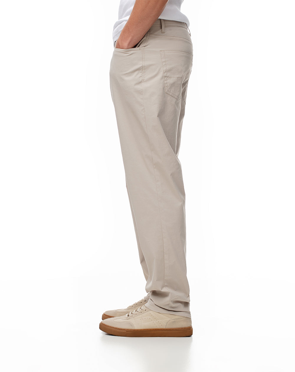 Pantalón regular fit tiro medio habano