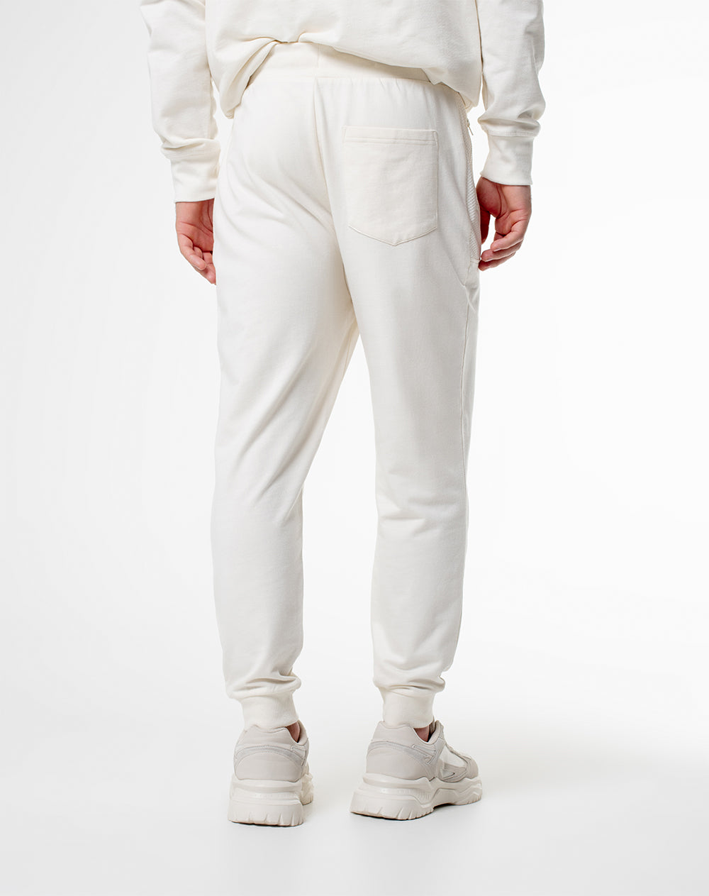 Jogger relaxed fit tiro medio vainilla