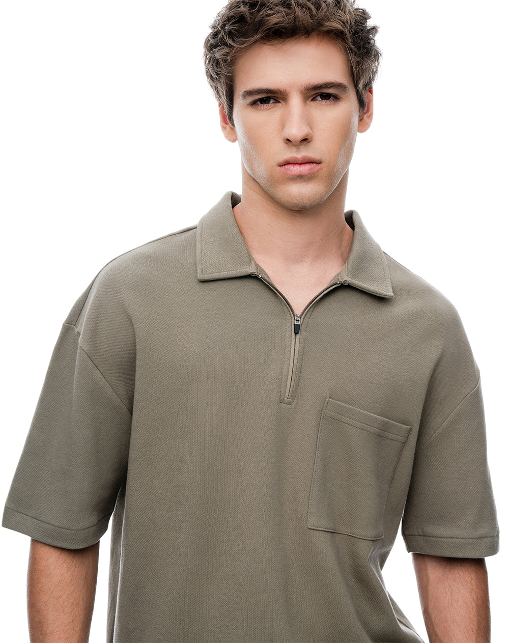 Polo regular café hombre