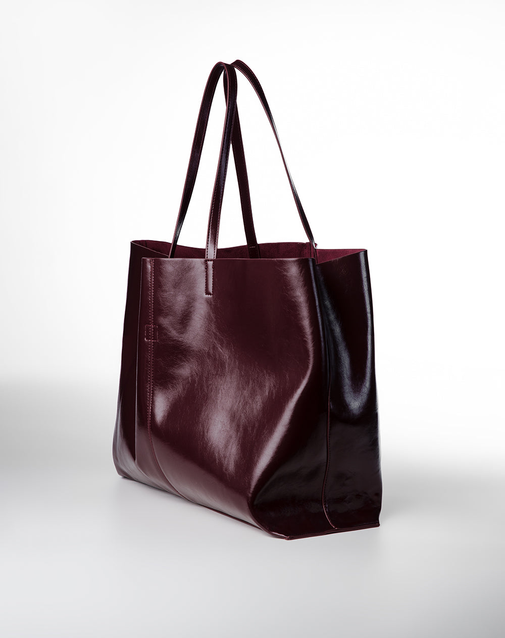 Maxi bolso shopper efecto charol vino tinto mujer