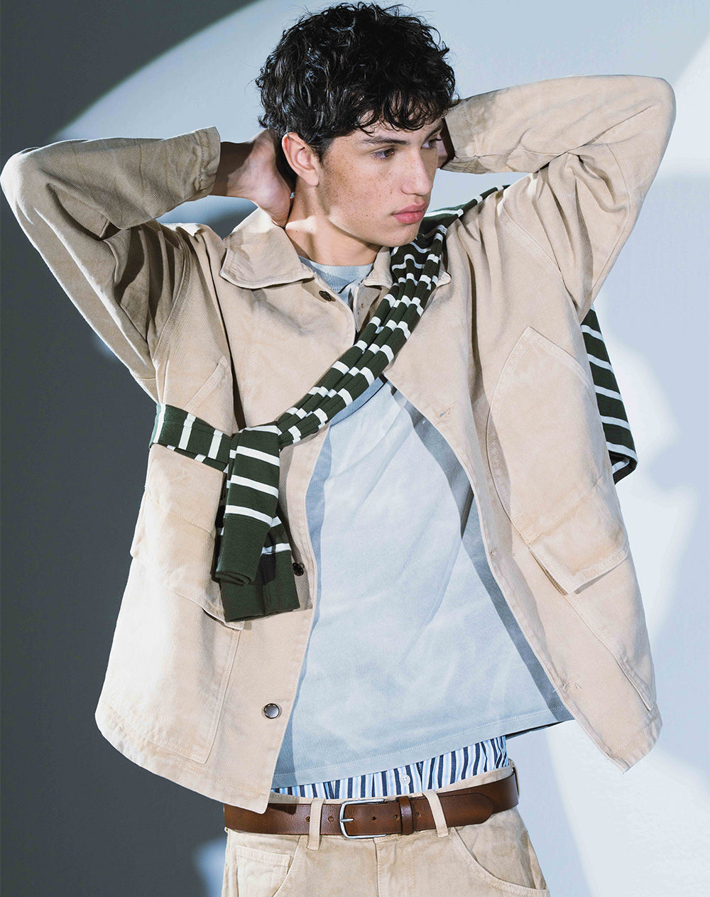 Chaqueta oversized fit sin capucha café hombre