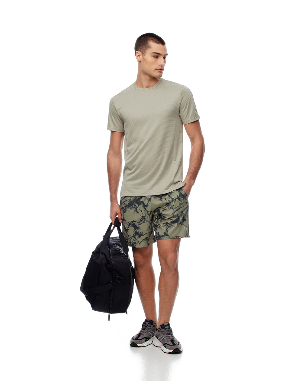 Pantaloneta deportiva suspensorio interno verde hombre