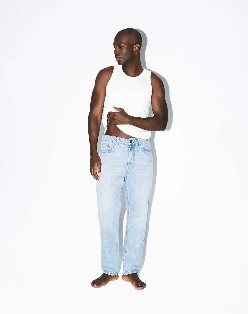 Jean tappered  índigo claro hombre
