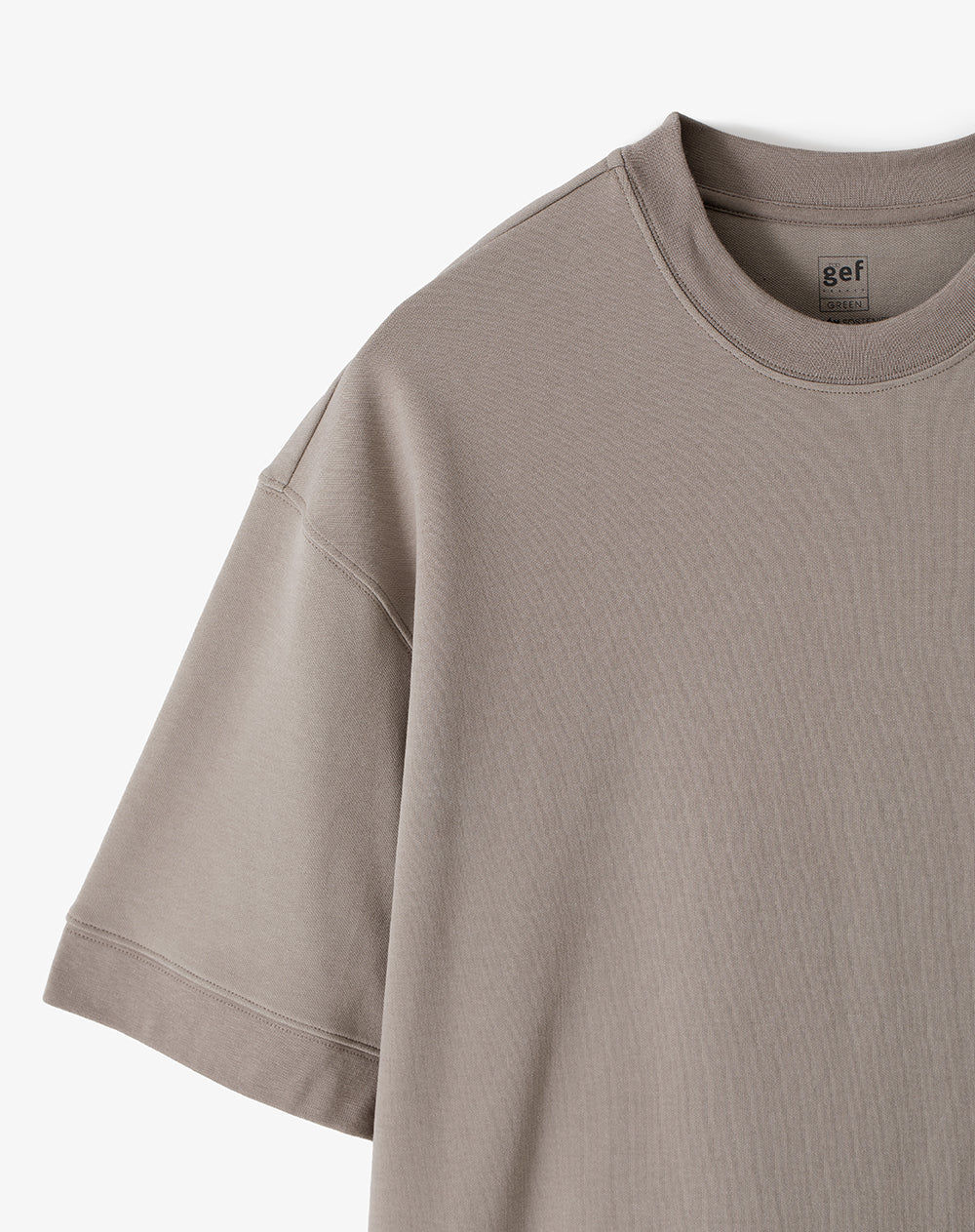 Camiseta oversized fit manga corta taupe